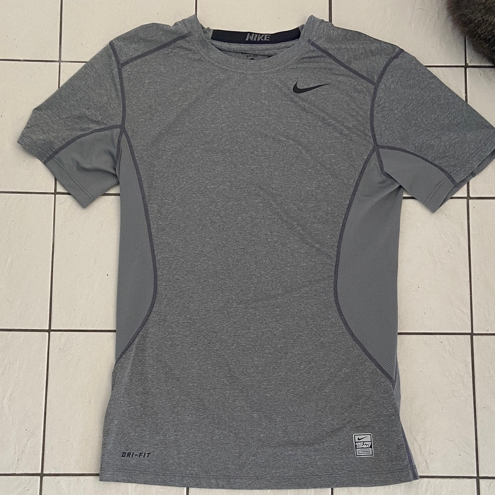 NIKE Pro Combat Dri-fit Gray Athletic Shirt Fitted Small